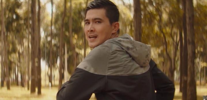 Ho Quang Hieu hat ve cha xuc dong anh 2