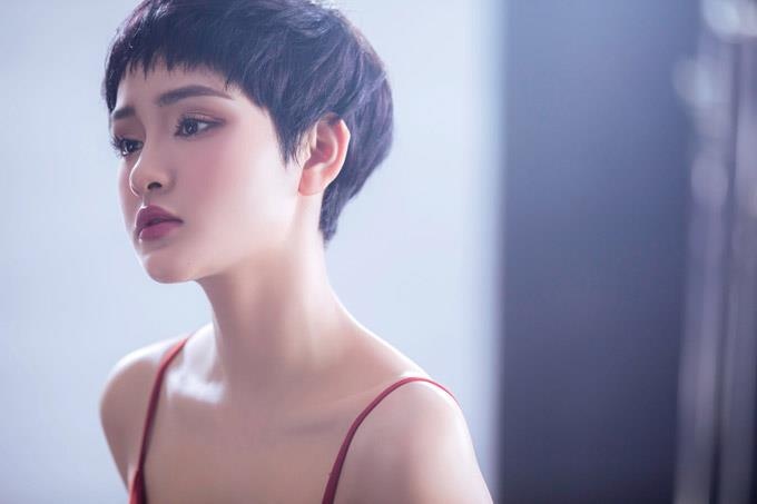 B Ray huy theo doi Hien Ho anh 2