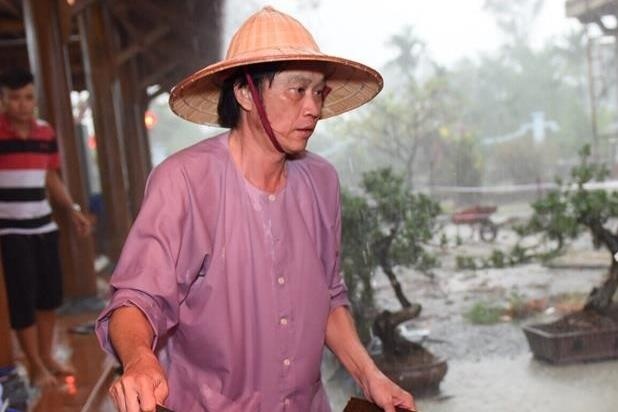 Cuoc song cua Hoai Linh sau khi vang bong tren song truyen hinh hinh anh