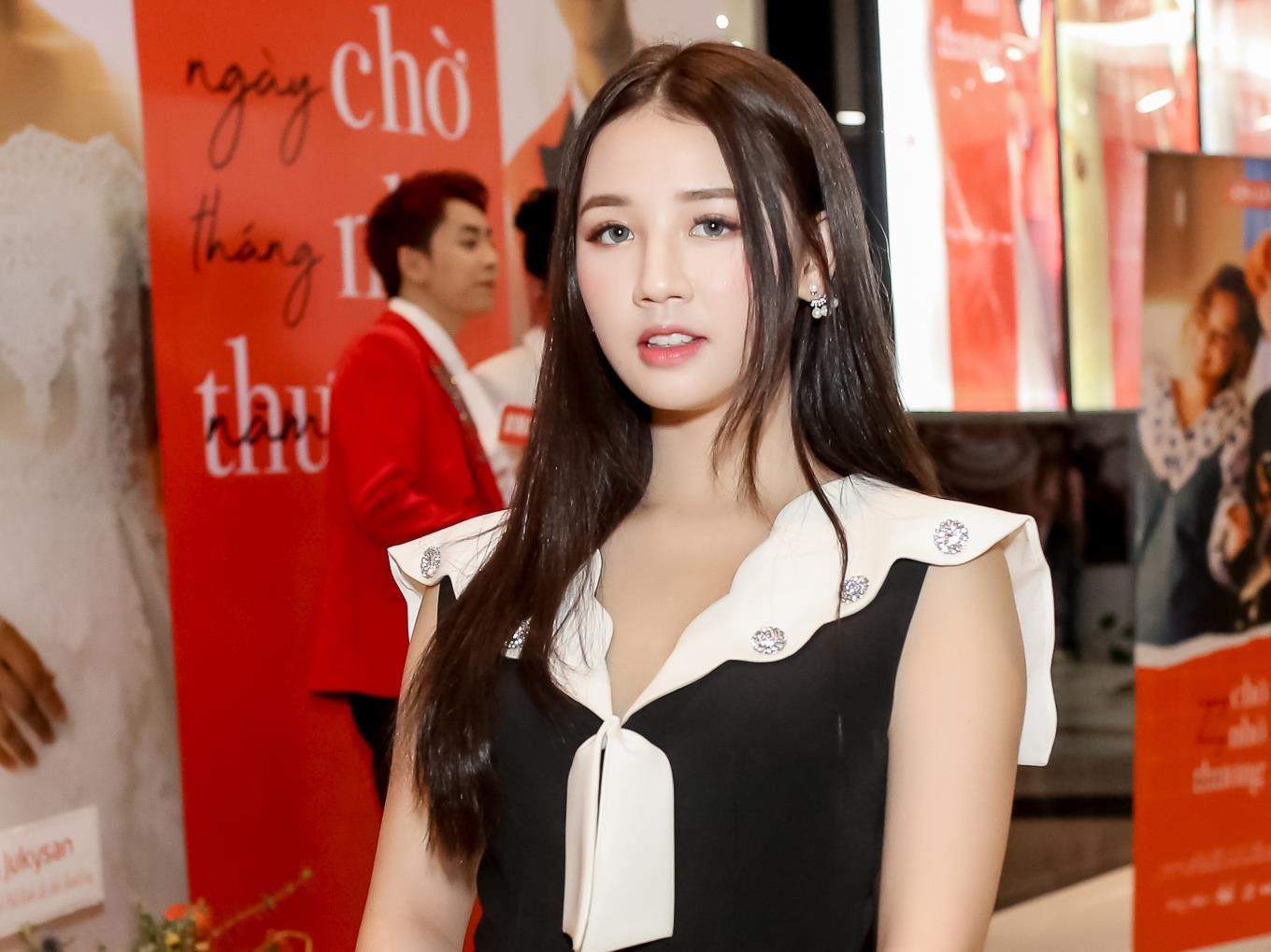 My nhan Thai Lan den chuc mung Osad anh 5