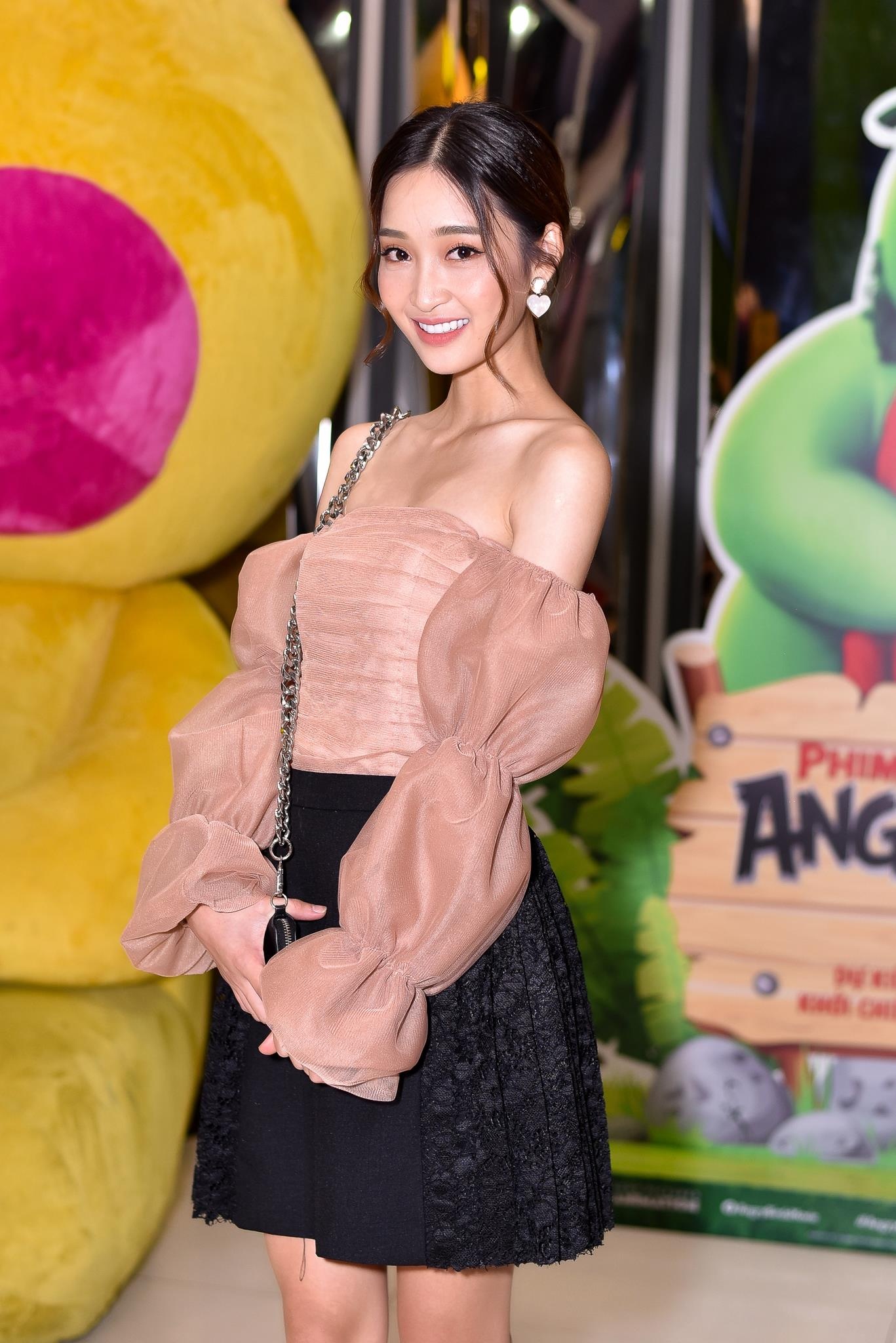 My nhan Thai Lan den chuc mung Osad anh 6