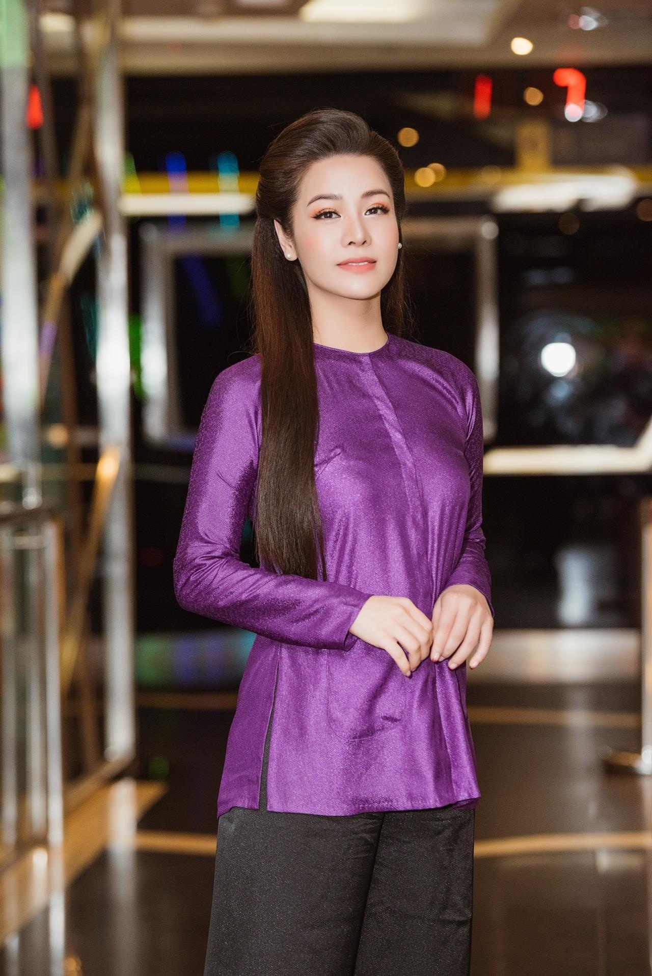 Bien co cua Nhat Kim Anh anh 2