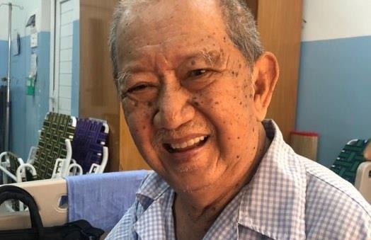 'Dien vien Mac Can van treu dua moi nguoi khi nam vien' hinh anh