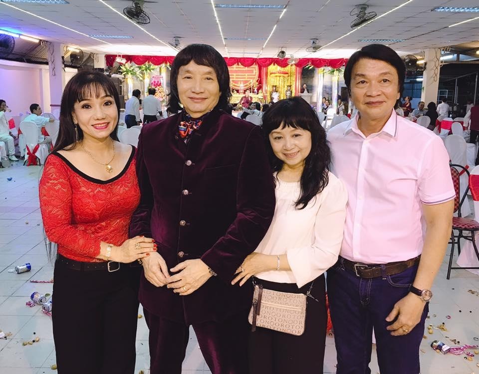 Minh Vuong lam le gio To nghe san khau anh 1