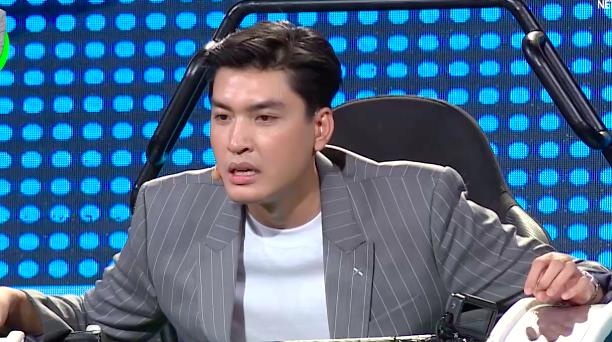 Bi MC doc sai cau hoi, Quang Dai van gianh 20 trieu o Nhanh nhu chop hinh anh