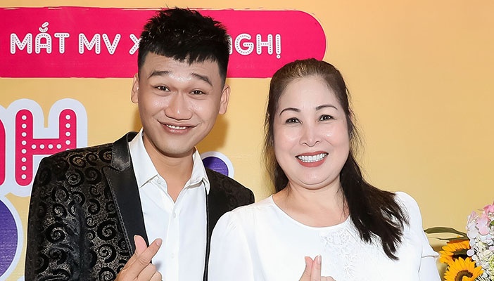 Le Loc,  Xuan Nghi truong thanh tu san khau anh 6