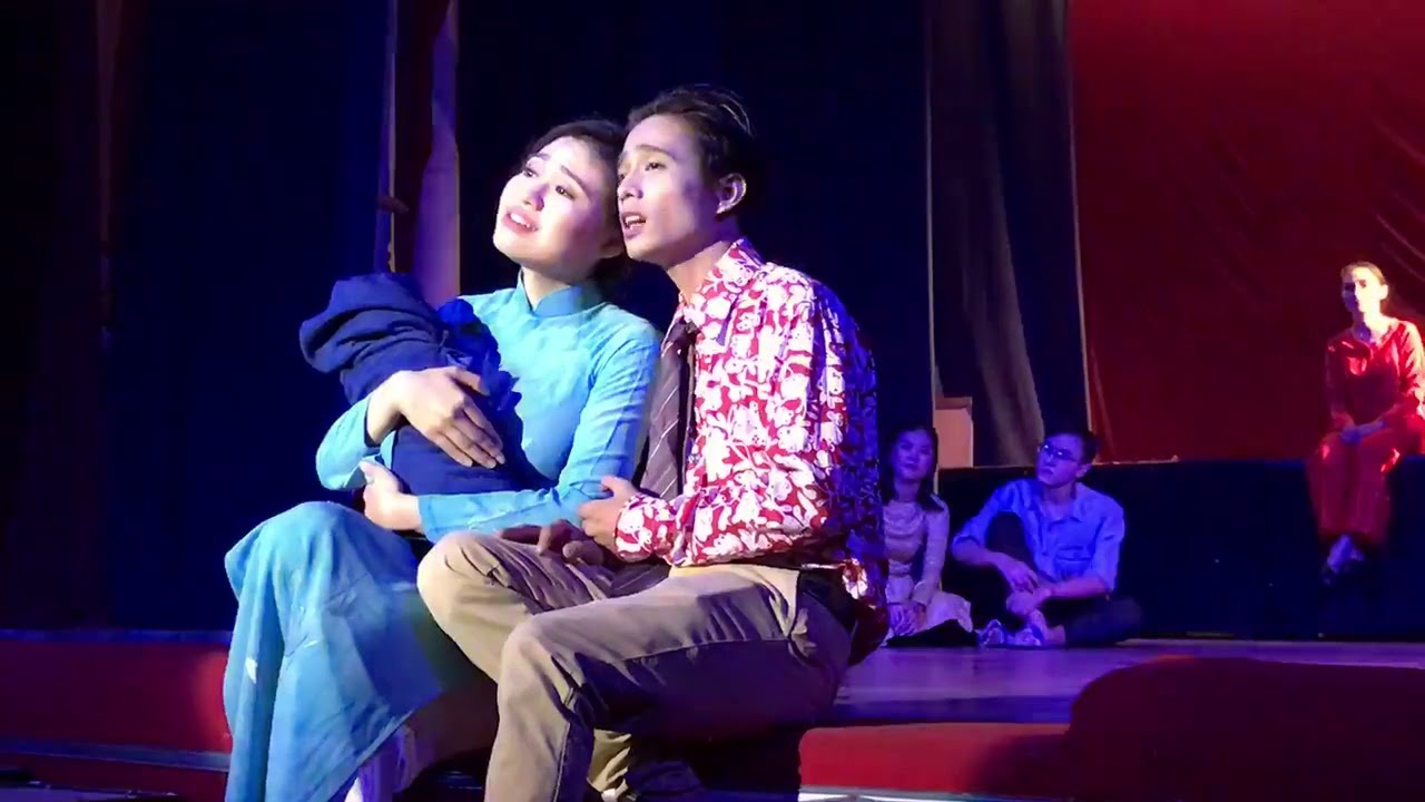 Le Loc,  Xuan Nghi truong thanh tu san khau anh 2