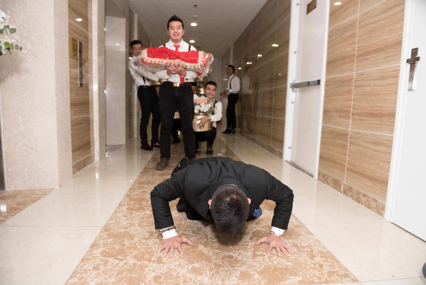 Chu re hit dat 50 lan truoc cua nha Giang Hong Ngoc trong le an hoi hinh anh