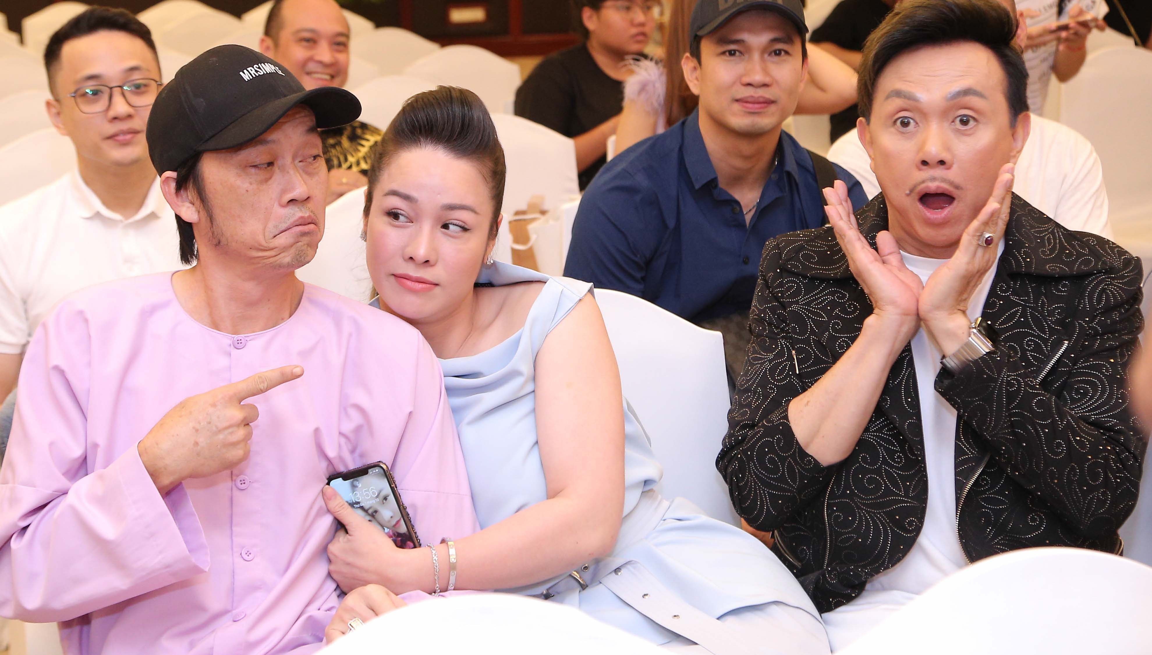 Hoai Linh pha le vi Chi Tai anh 4