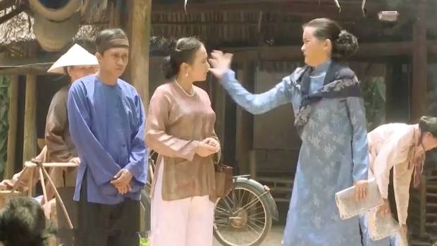 Tình tiết vô lý ở Tiếng sét trong mưa ảnh 4 Tinh tiet vo ly o Tieng set trong mua anh 4