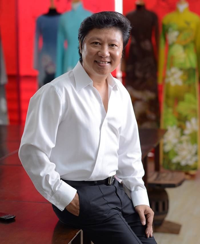 Dam Vinh Hung co the bi cong an trieu tap anh 2