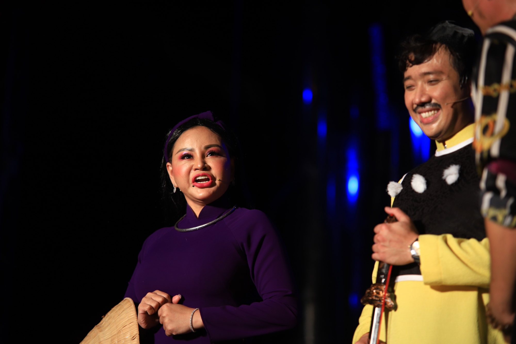 Hoai Linh lam me Chi Tai anh 7