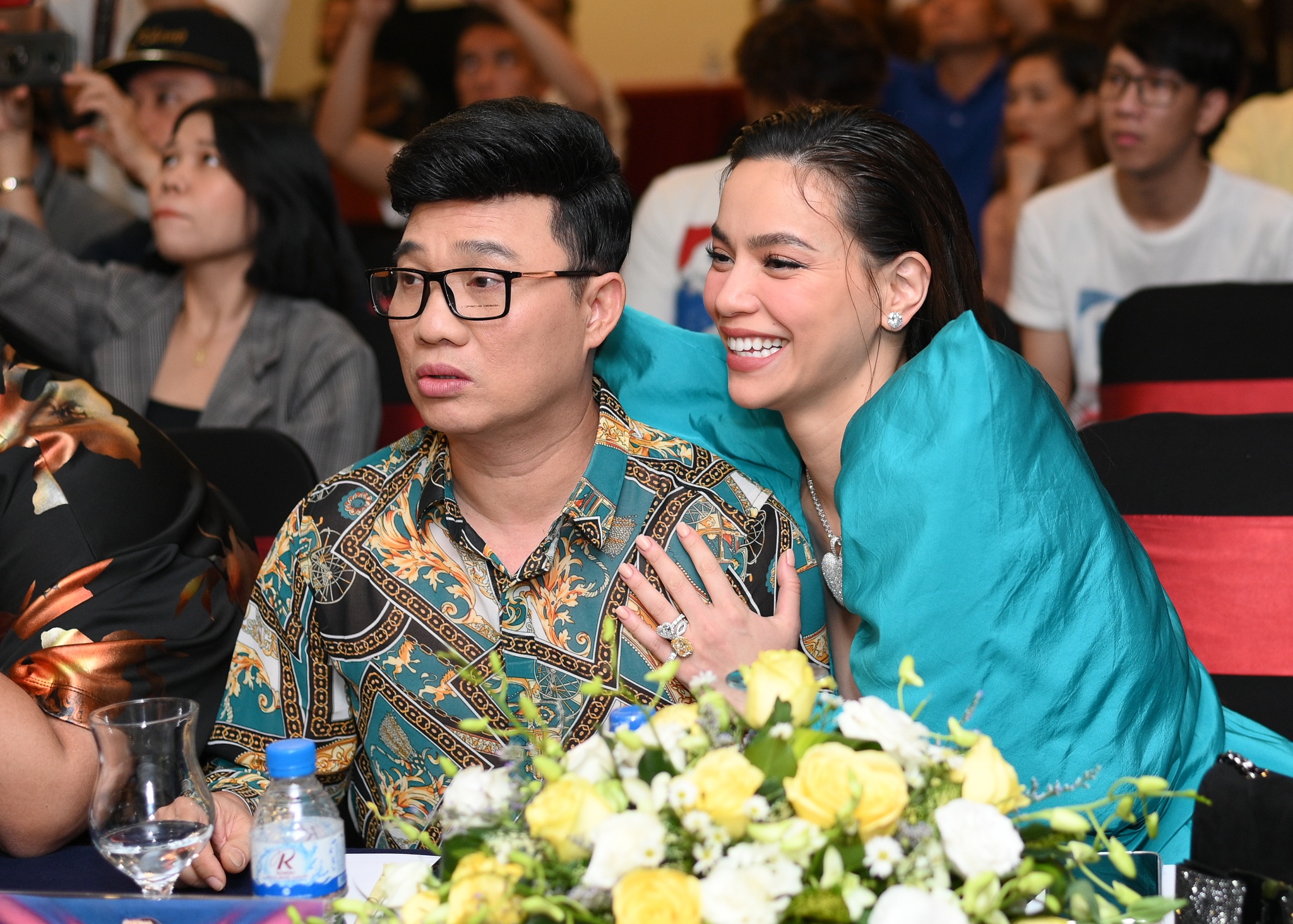 Ho Ngoc Ha lam giam khao Guong mat than quen anh 6