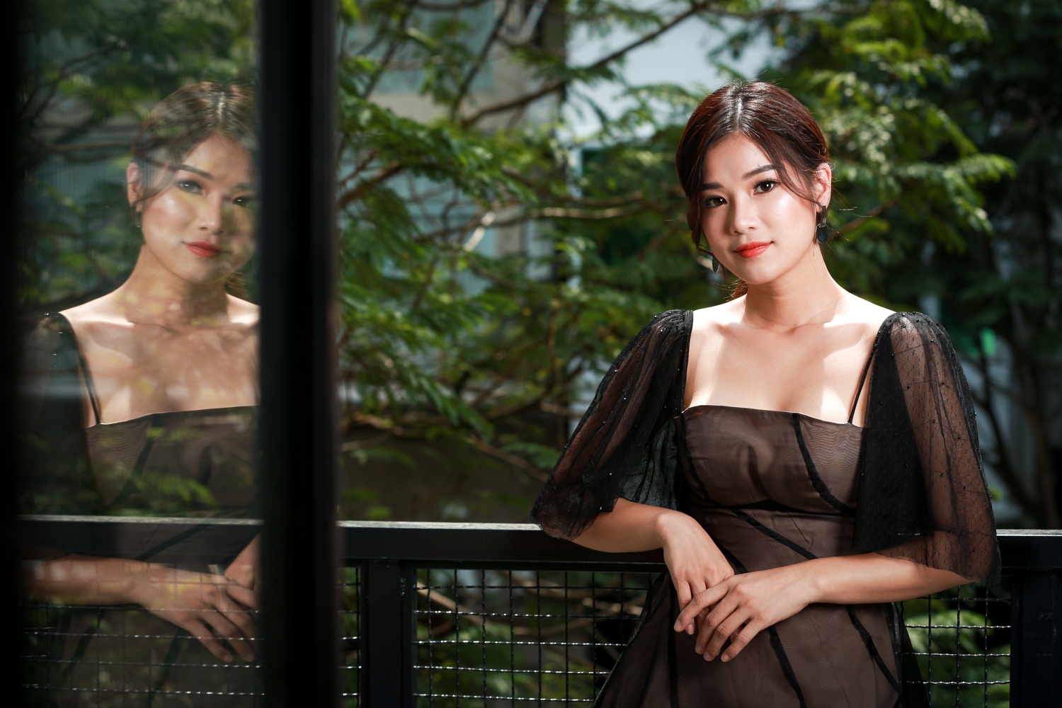 Hoang Yen Chibi mua nha va xe anh 1