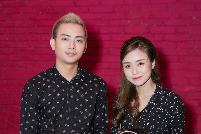 Vo Hoai Lam lan dau len tieng khi bi chi trich coi chong nhu cay ATM hinh anh