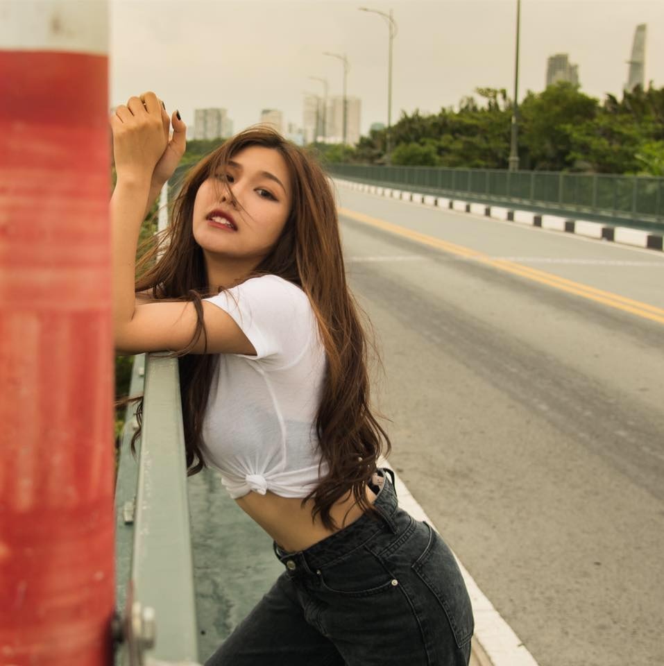 2 thanh vien moi cua nhom Lip B anh 6