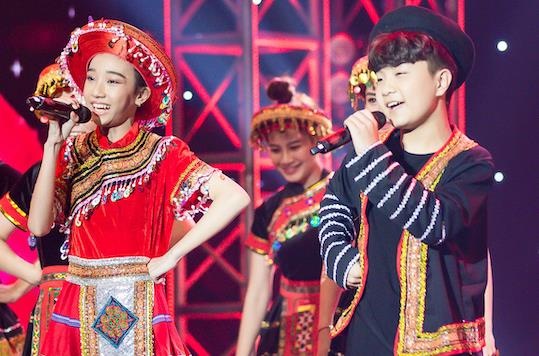 Cau be lai Han Quoc khoe giong voi 'De Mi noi cho ma nghe' hinh anh