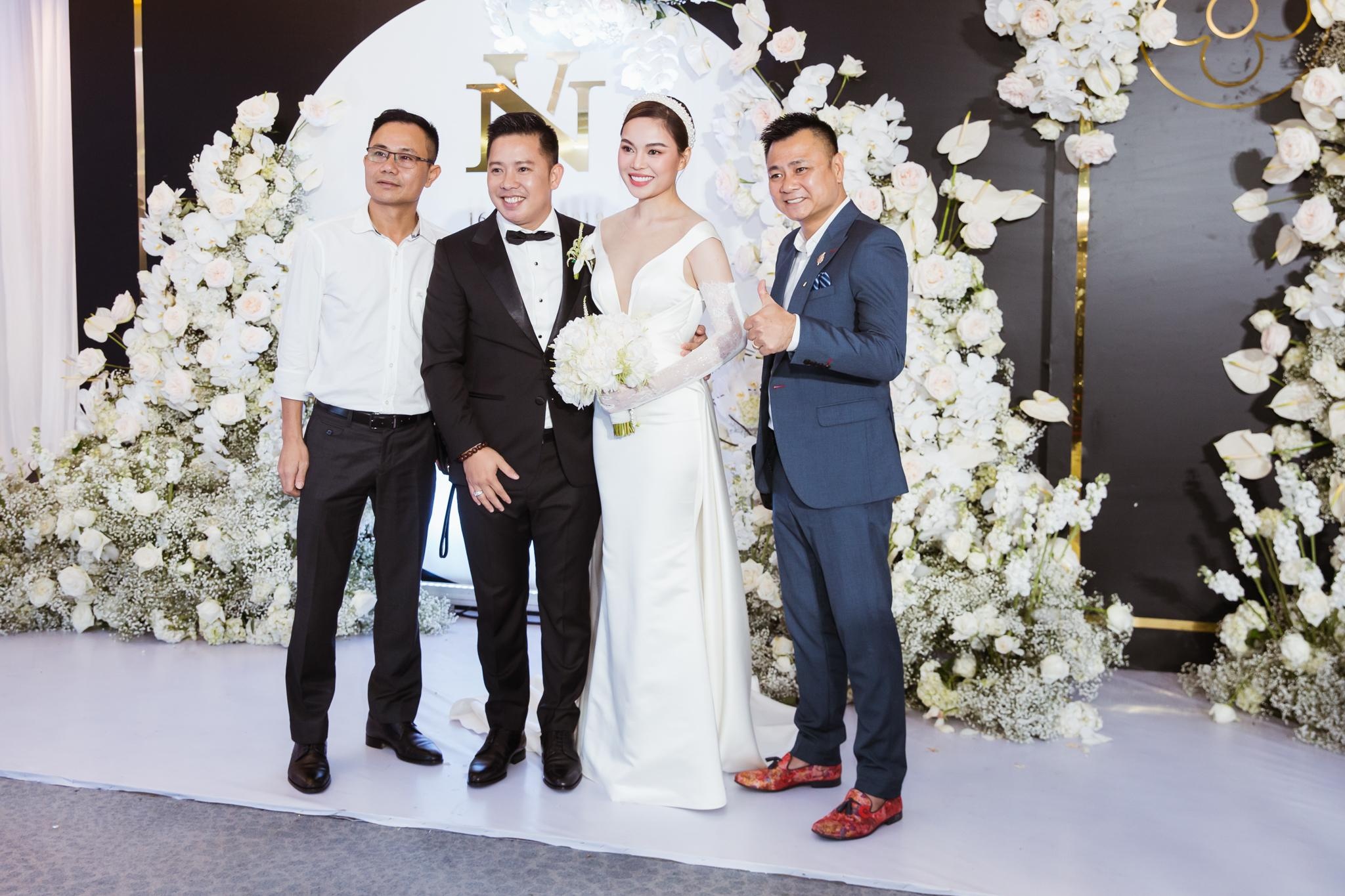 Dan sao du cuoi GIang Hong Ngoc anh 13