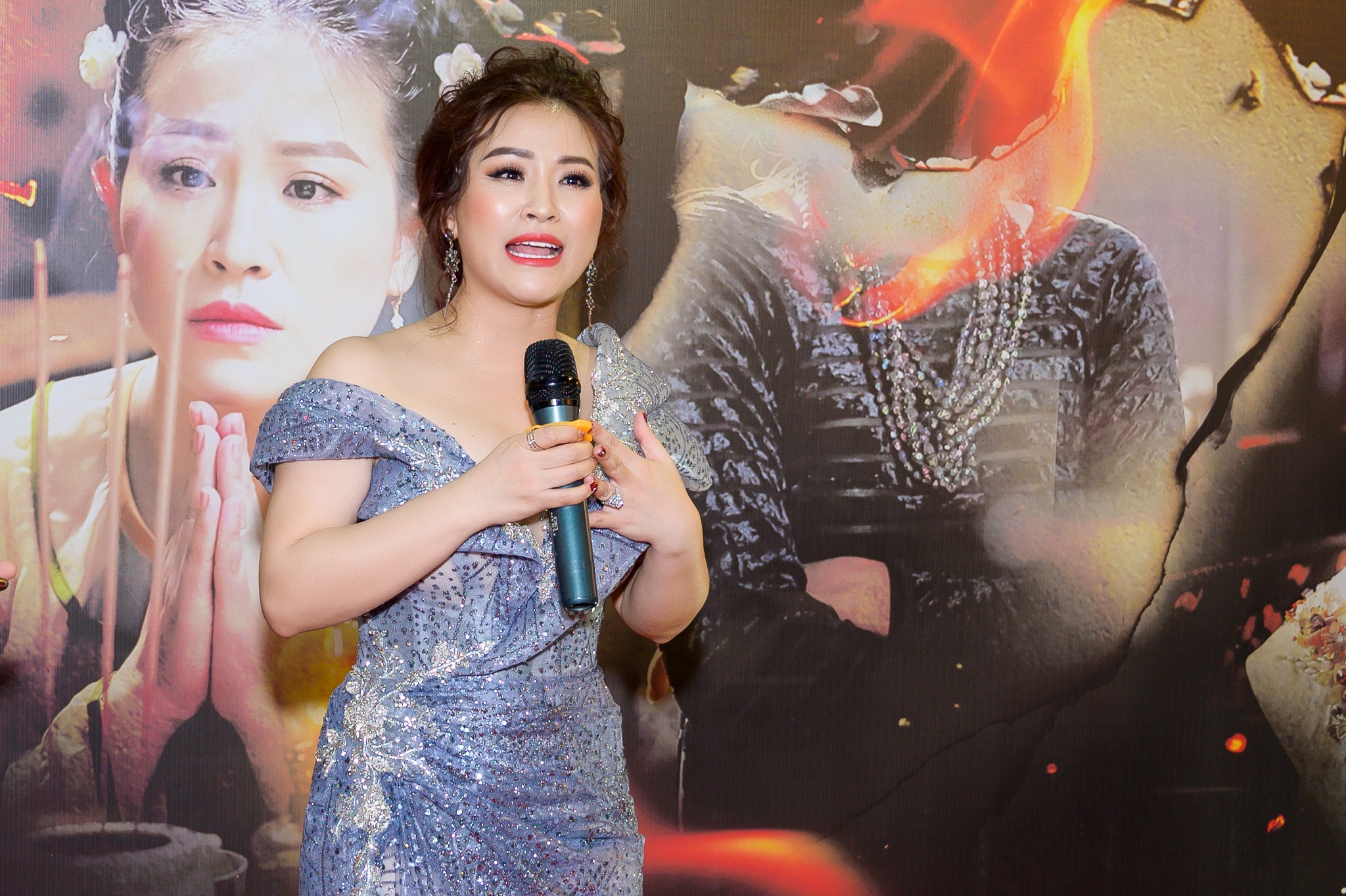 Nhat Kim Anh on ao voi chong cu anh 8