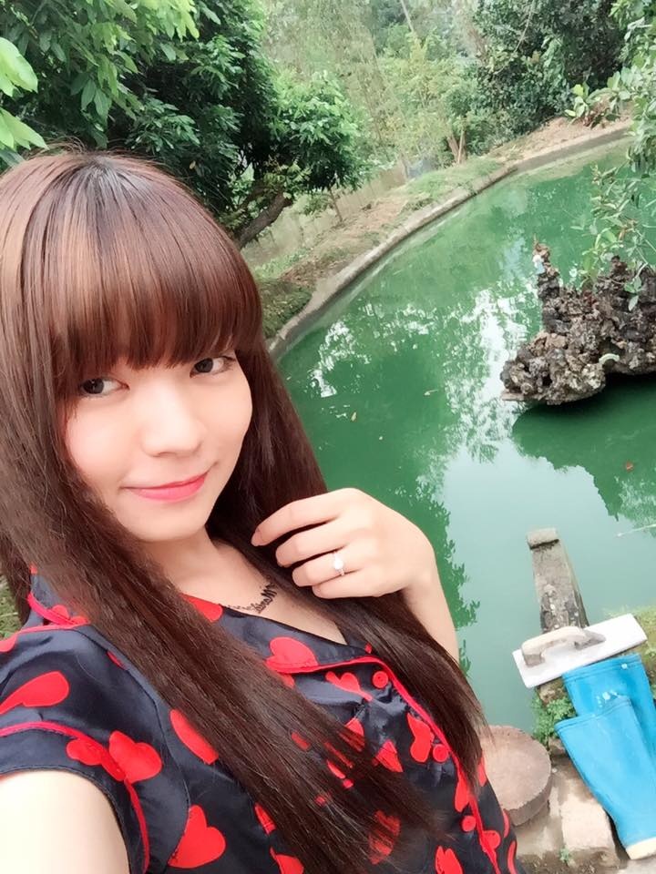 Mac Van Khoa va ban gai anh 9