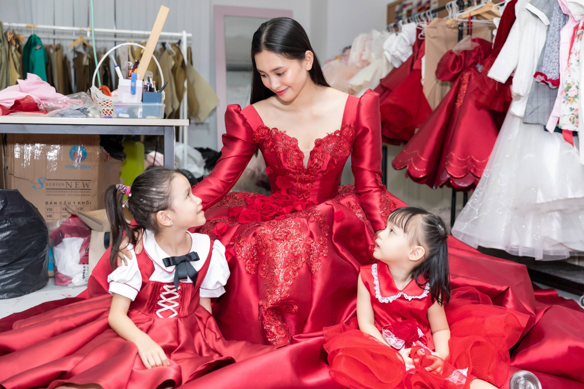 Tieu Vy thu trang phuc anh 6