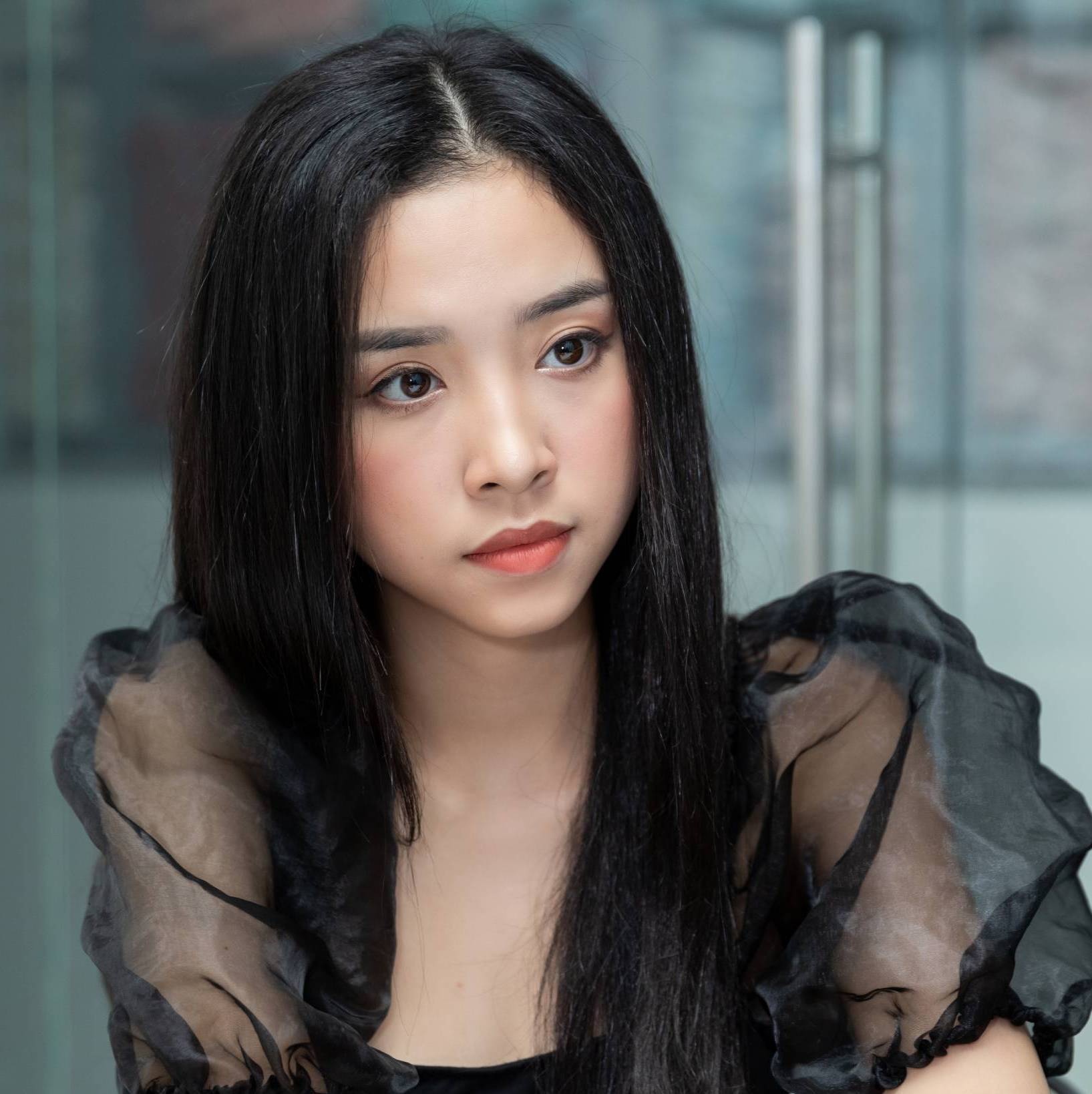 Tieu Vy thu trang phuc anh 2