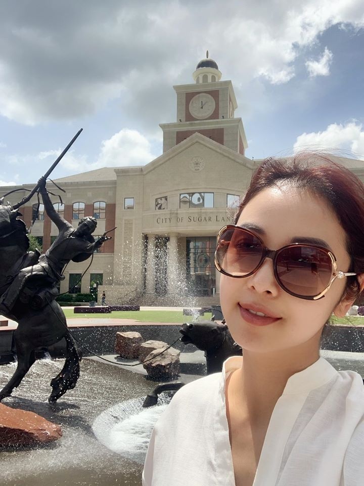 nhan sac Jennifer Pham khi mang thai lan 4 anh 2