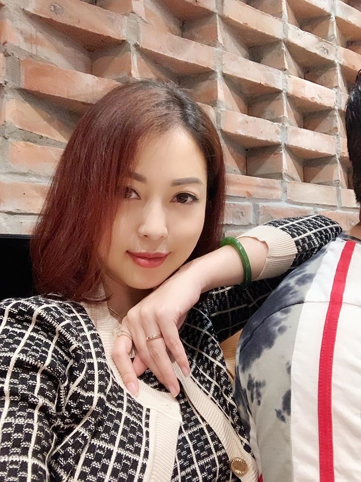 nhan sac Jennifer Pham khi mang thai lan 4 anh 1