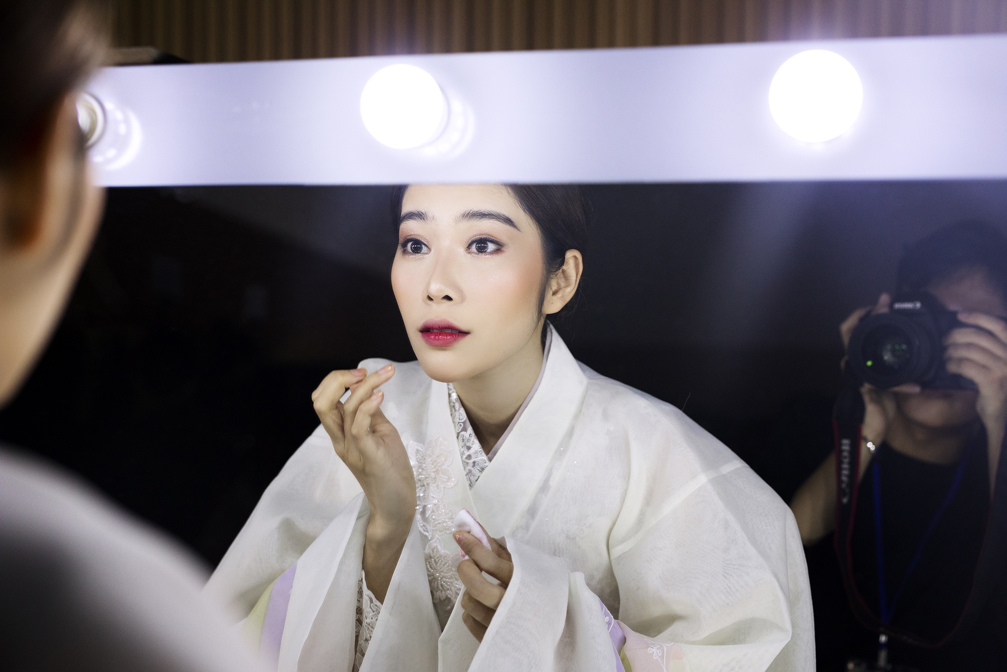 BB Tran,  Hai Trieu gia gai o hau truong anh 9