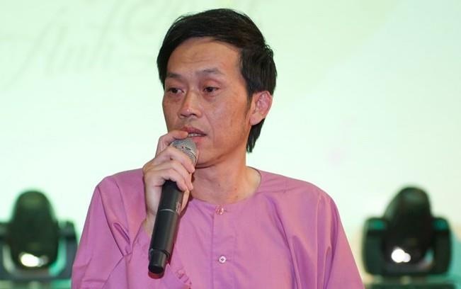 Hoai Linh giup be gai tim nguoi than hinh anh