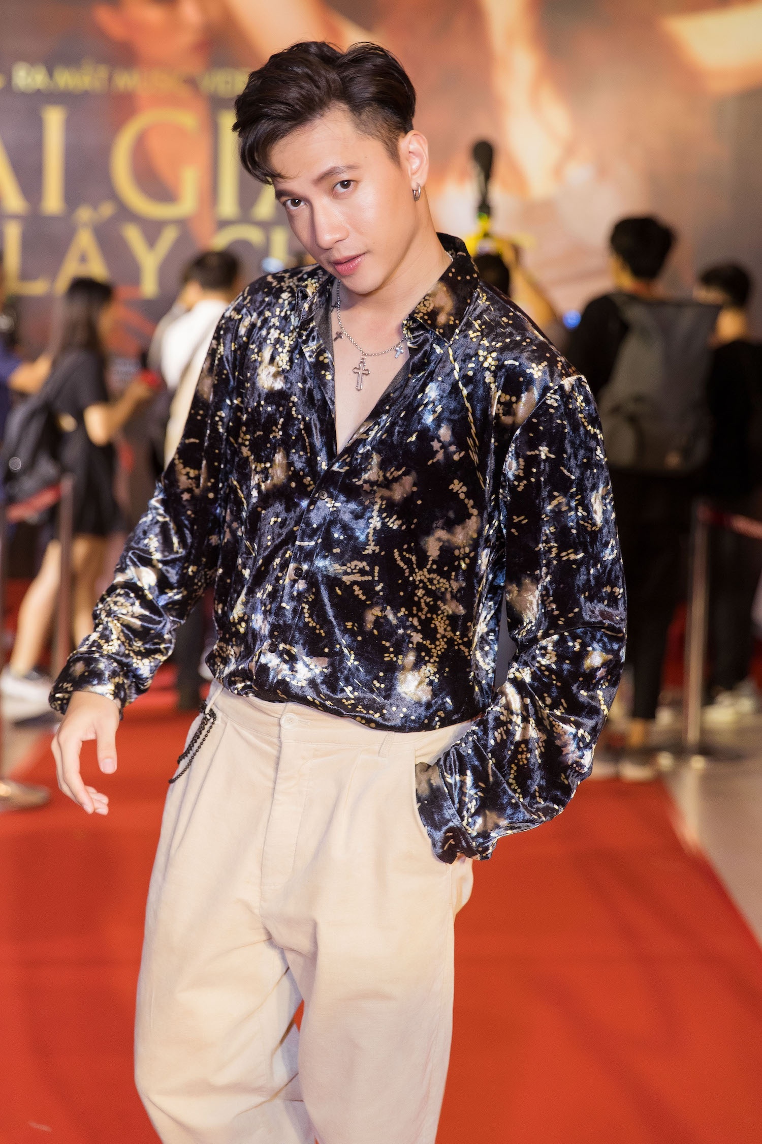 Lan Ngoc ra mat MV anh 7