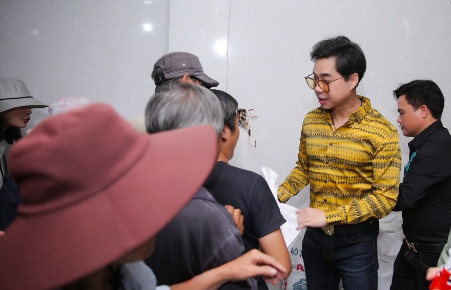 Ngoc Son phat 10 tan gao anh 6