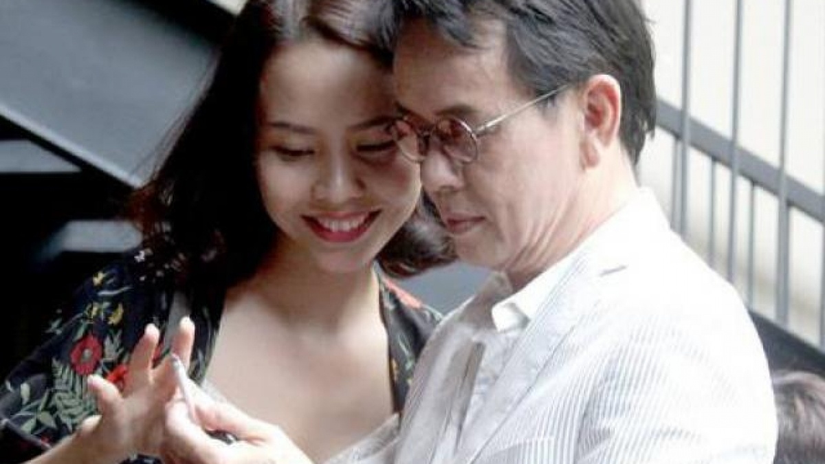 Nhac si Duc Huy hat tang vo anh 1