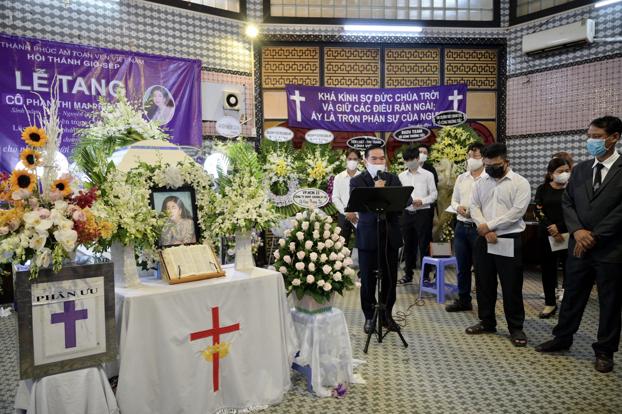 Mai Phuong qua doi anh 6