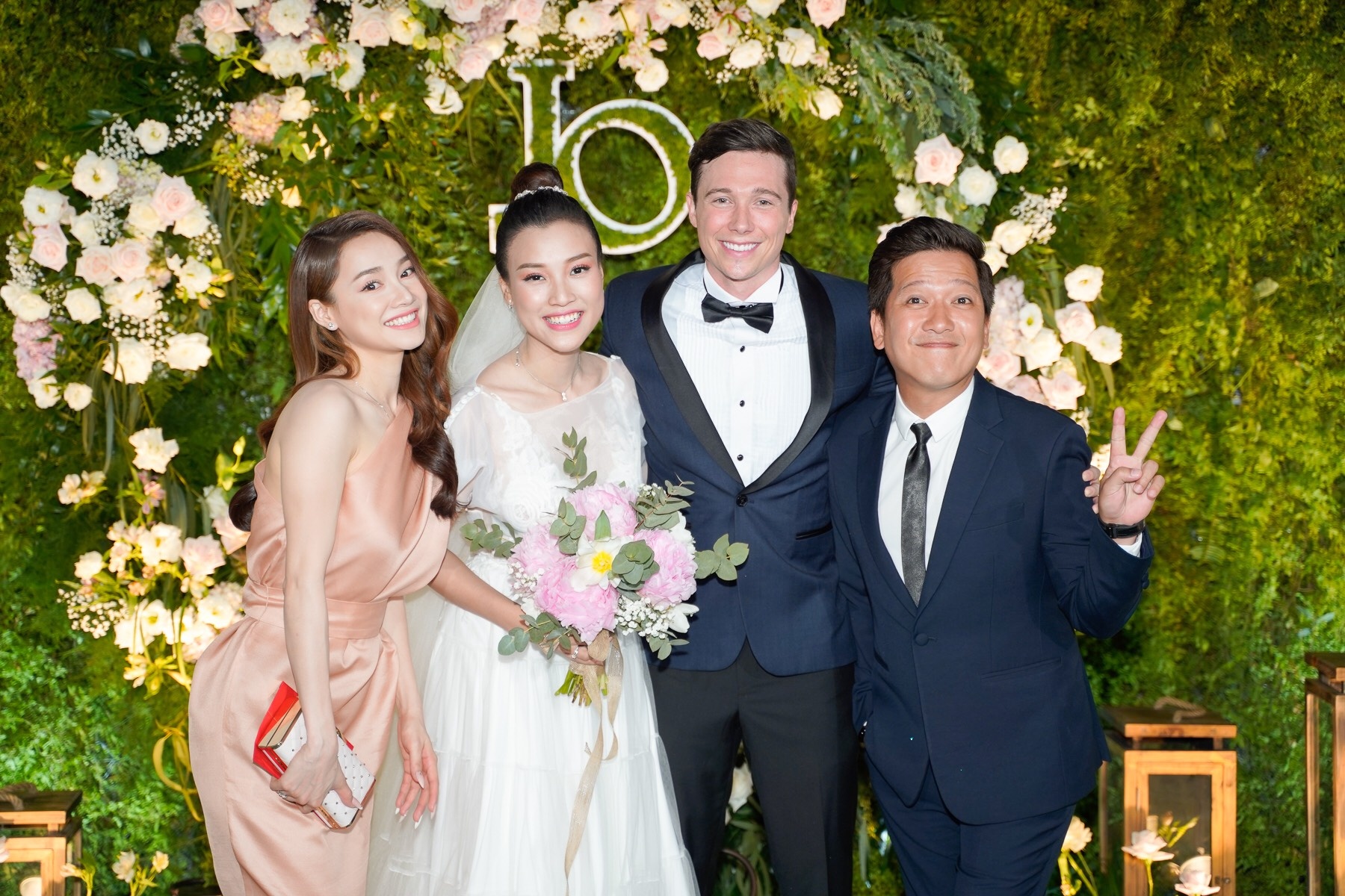 Nhã Phương Trường Giang dự tiệc cưới ảnh 3 Nha Phuong Truong Giang du tiec cuoi anh 3