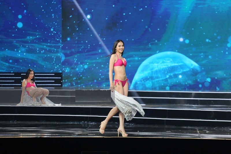 Thuy Van lo nguc anh 4