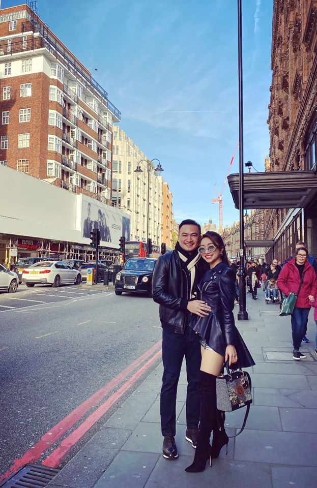 Hinh anh tinh cam cua Chi Bao va ban gai anh 6