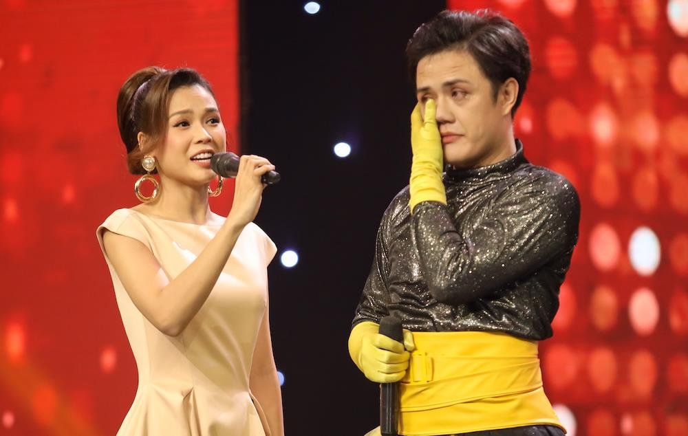 Nam vu cong xin loi ba me, cong khai gioi tinh hinh anh