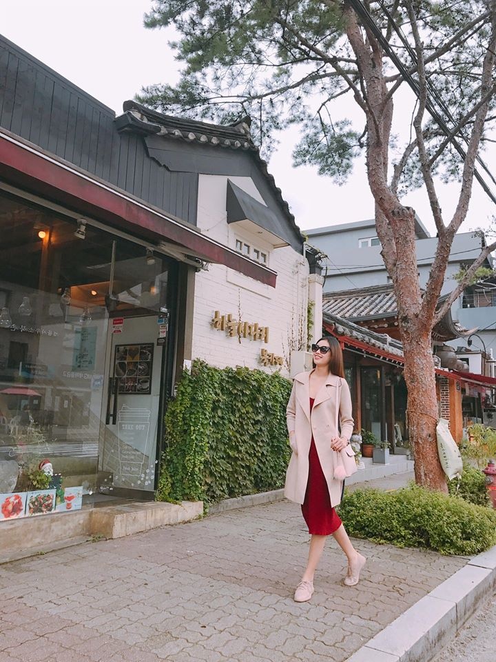 Hoa hau Khanh Van anh 9