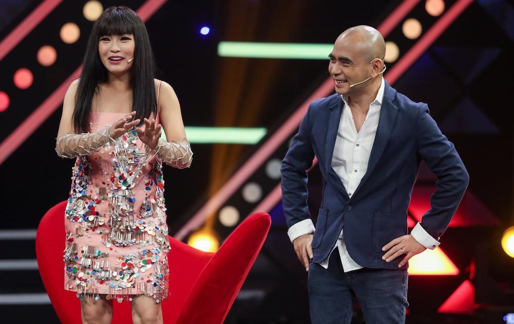 Duc Tri ke bi Phuong Thanh lien tuc gianh bai hat hinh anh