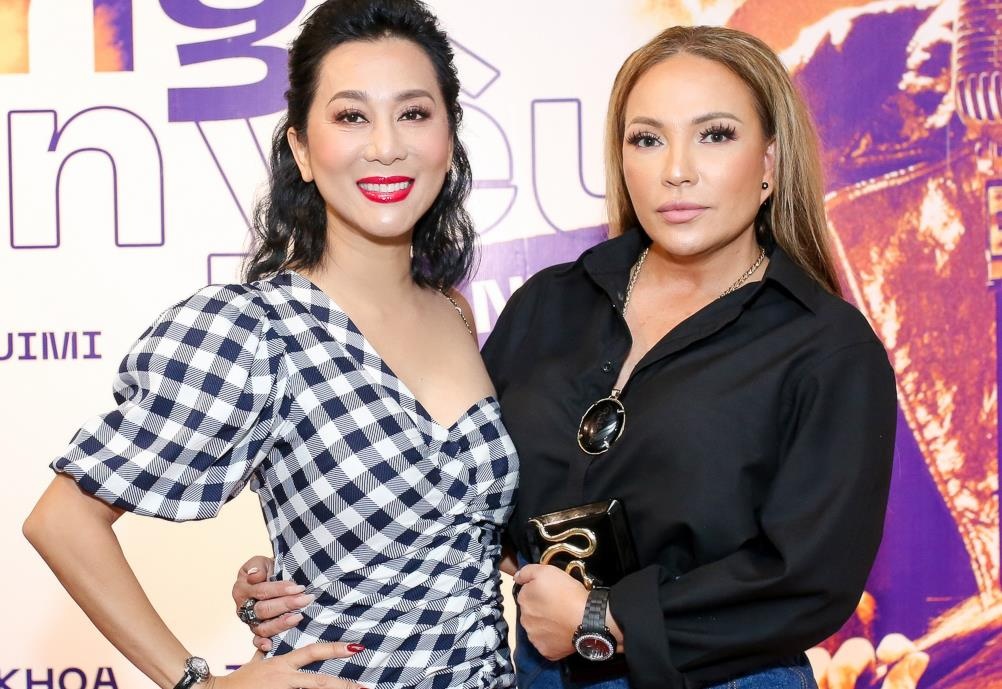 MC Ky Duyen mac goi cam den chuc mung Thanh Ha hinh anh