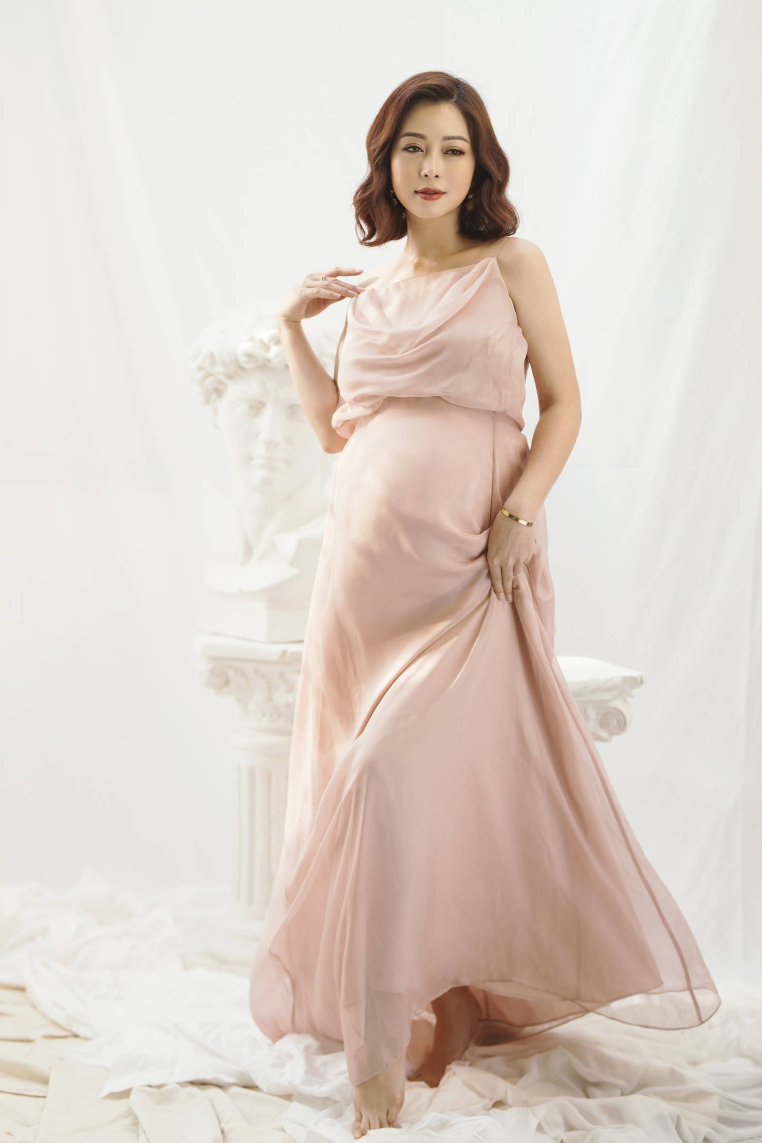 Jennifer Pham mang thai lan 4 anh 8