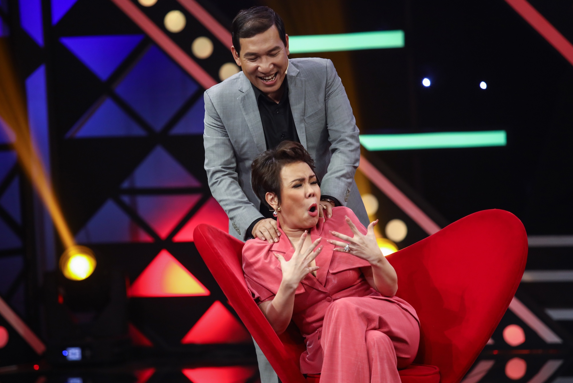 Viet Huong tung tan tinh Quang Thang anh 2