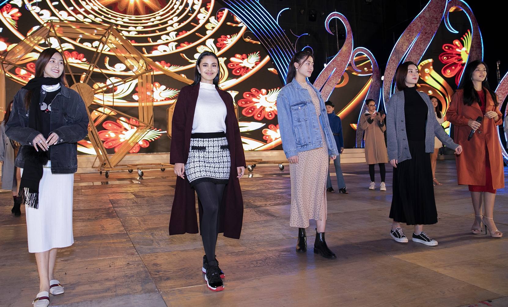 Luong Thuy Linh de mat moc anh 10