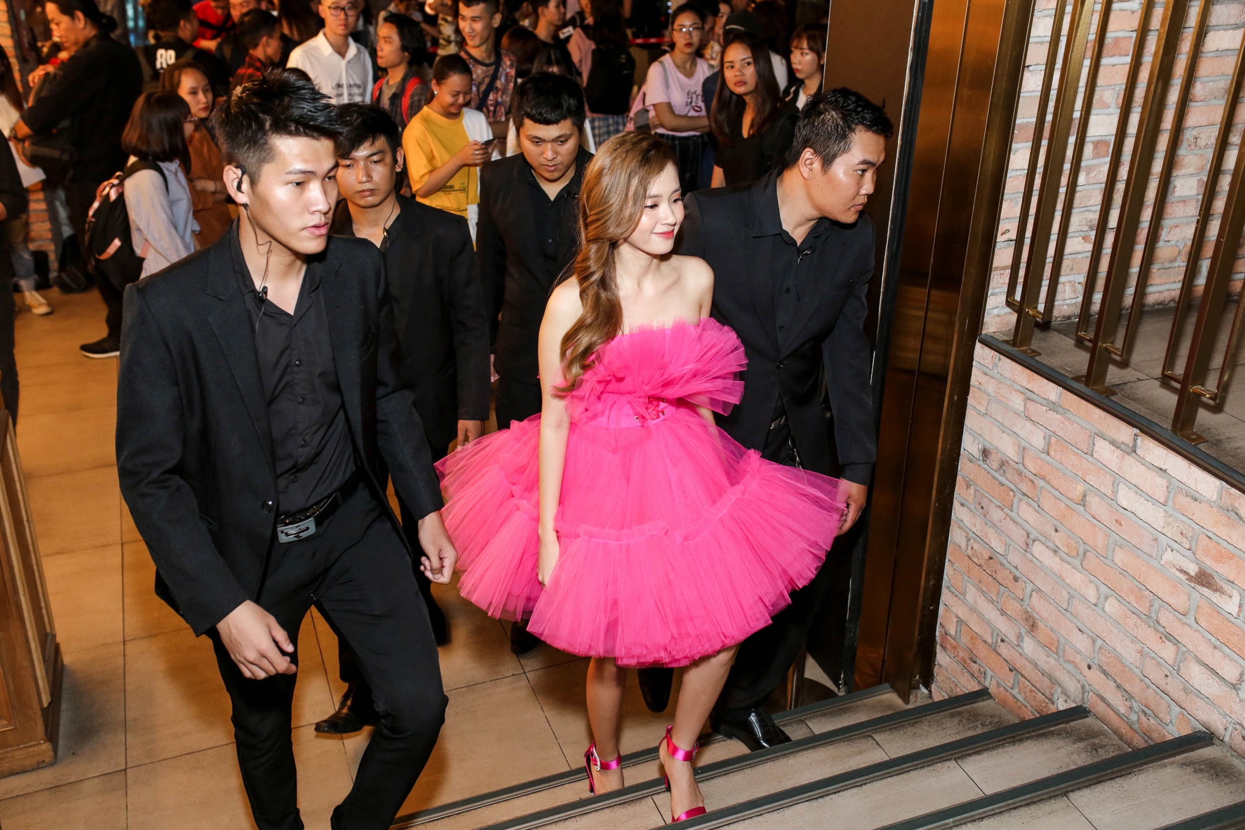 Midu ra mat MV anh 1