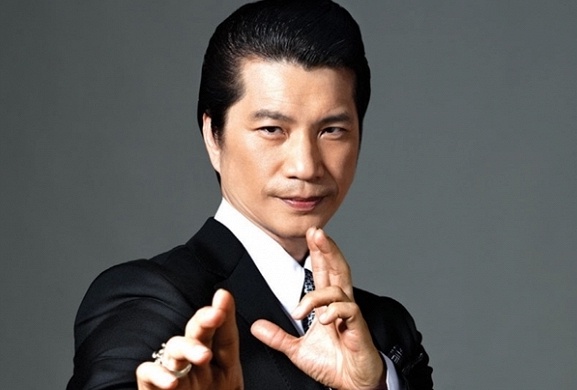 Dustin Nguyen khoi kien nha san xuat phim sau vu bi cat vai hinh anh