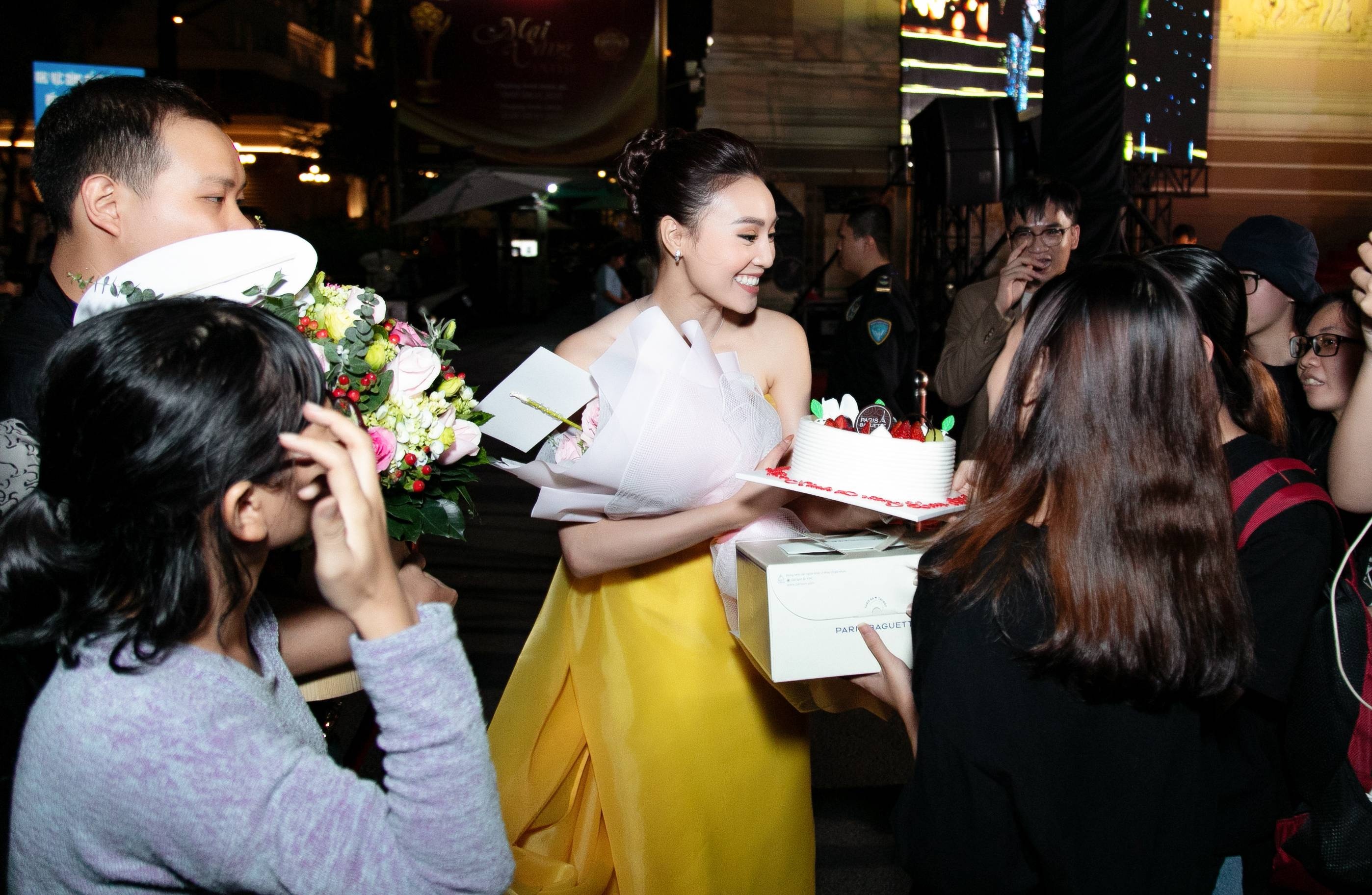 Lan Ngoc dat giai Mai vang anh 5