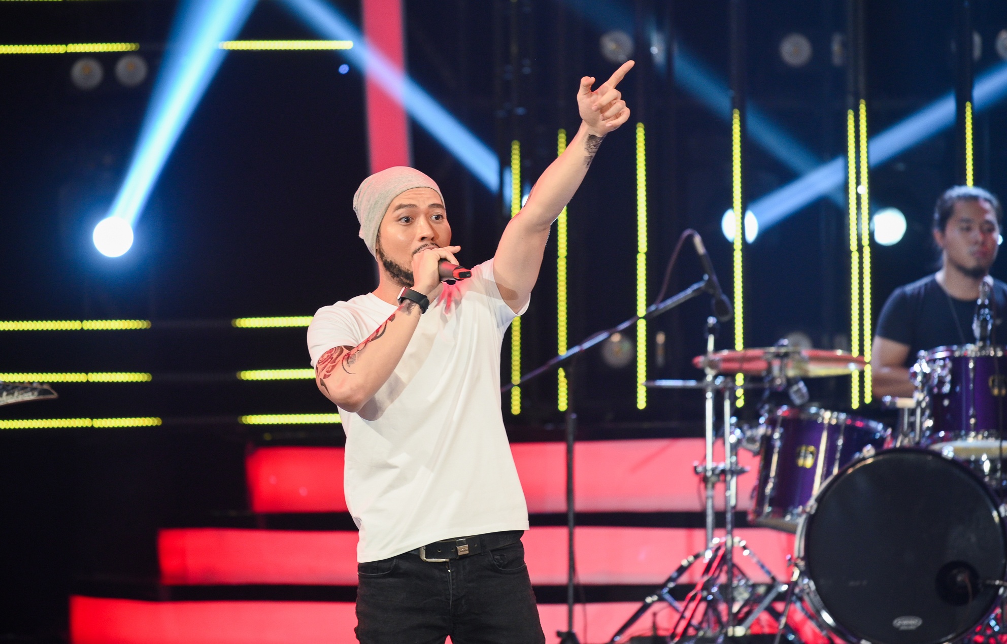 Kim Tu Long che Nhat Thuy anh 2