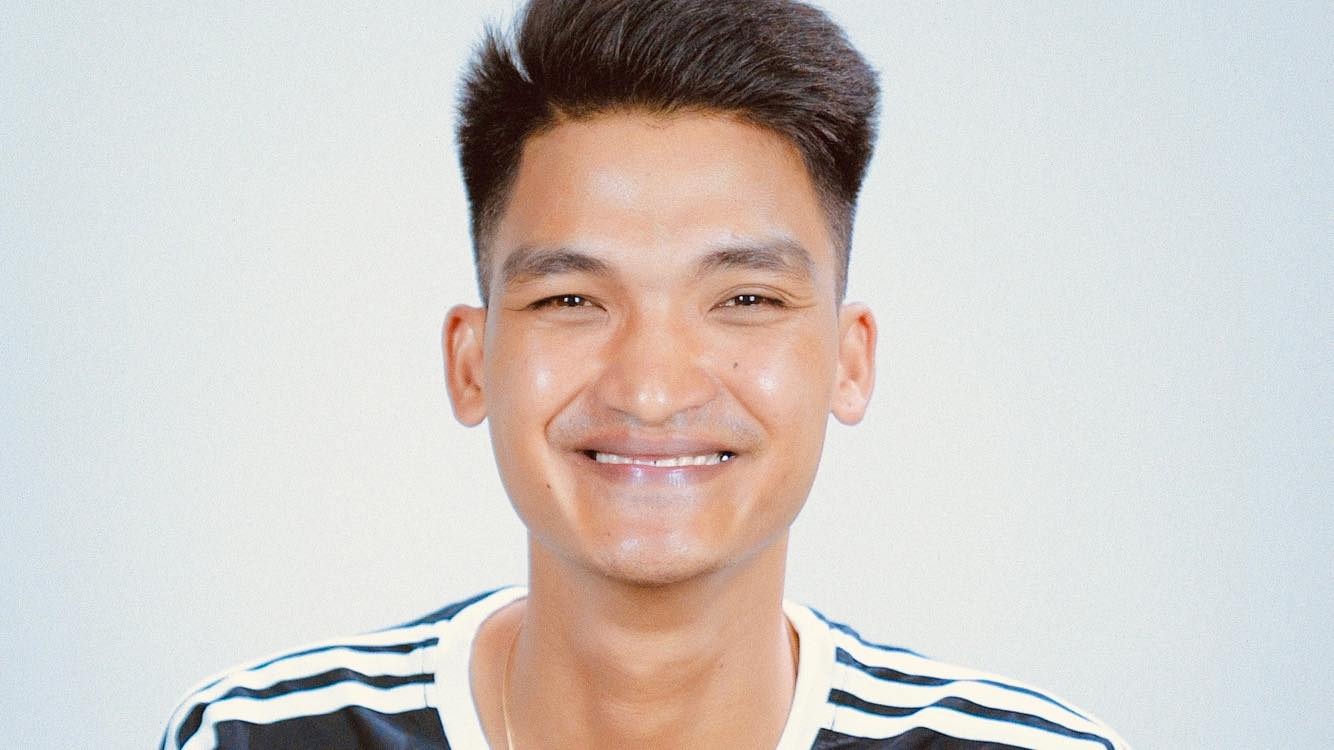 Mac Van Khoa: 'Toi van o nha thue 5,5 trieu dong, di xe om' hinh anh