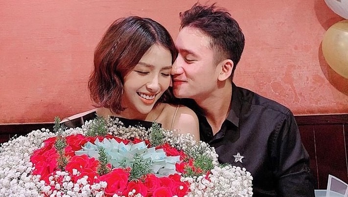 Sao Viet khoe li xi so tien khung co pho truong, phan cam? hinh anh